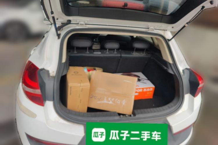 Used Geely Auto Emgrand GS 2016 Elegant Edition 1.3T Automatic ZhenShang Model Trunk