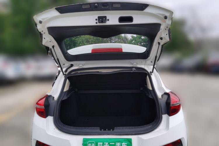 Used Geely Auto Emgrand GS 2016 Elegant Edition 1.3T Manual LingShang Model Trunk