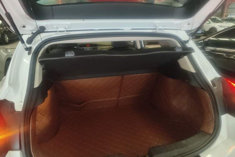Used Geely Auto Emgrand GS 2016 Sport Edition 1.3T Automatic ZhenShang Model Trunk