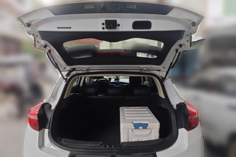 Used Geely Auto Emgrand GS 2016 Elegant Edition 1.3T Automatic ZhenShang Model Trunk
