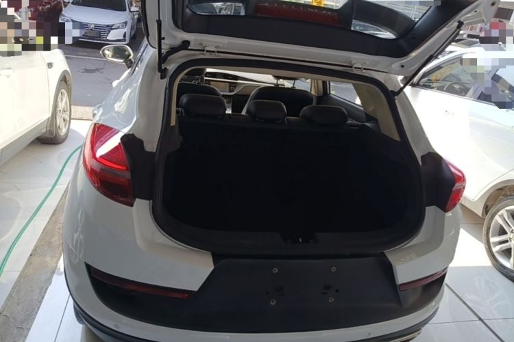 Used Geely Auto Emgrand GS 2016 Sport Edition 1.3T Automatic ZhenShang Model Trunk