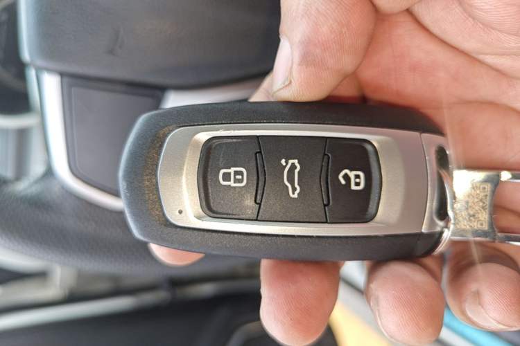 Used Geely Auto Emgrand GS 2016 Sports Edition 1.8L Manual LingShang Model Vehicle Key