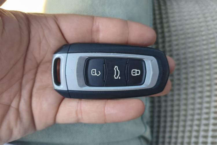 Used Geely Auto Emgrand GS 2016 Sports Edition 1.8L Manual LingShang Model Vehicle Key