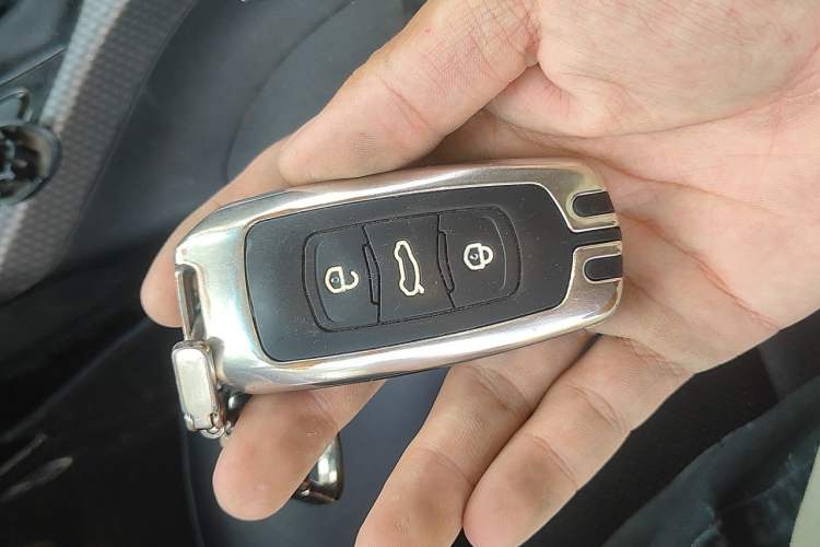 Used Geely Auto Emgrand GS 2016 Elegant Edition 1.8L Manual LingShang Model Vehicle Key