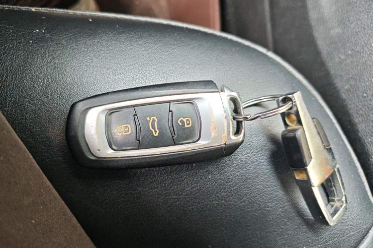 Used Geely Auto Emgrand GS 2016 Sport Edition 1.3T Automatic LingShang Model Vehicle Key