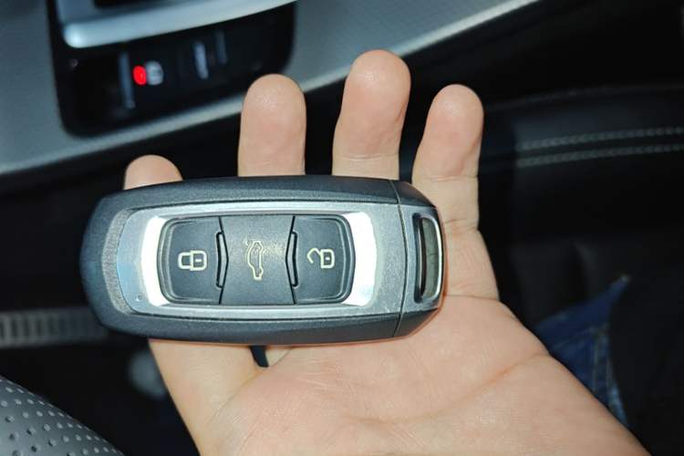 Used Geely Auto Emgrand GS 2016 Sport Edition 1.8L Automatic LingShang Model Vehicle Key