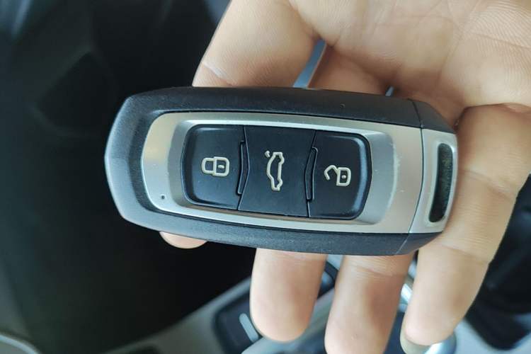 Used Geely Auto Emgrand GS 2016 Sport Edition 1.3T Automatic ZhenShang Model Vehicle Key