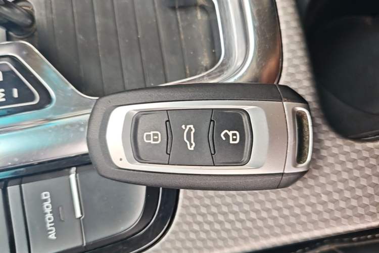 Used Geely Auto Emgrand GS 2016 Sport Edition 1.8L Automatic LingShang Model Vehicle Key