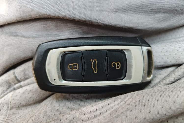 Used Geely Auto Emgrand GS 2016 Sports Edition 1.8L Manual LingShang Model Vehicle Key