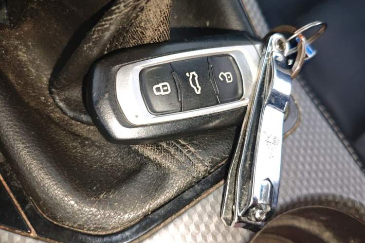 Used Geely Auto Emgrand GS 2016 Sport Edition 1.3T Manual LingShang Model Vehicle Key