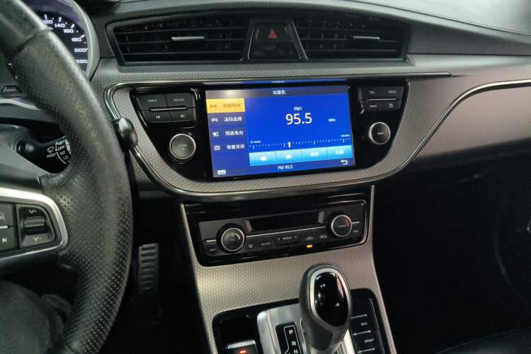 Used Geely Auto Emgrand GS 2016 Sport Edition 1.3T Automatic LingShang Model Audio And AC Panel