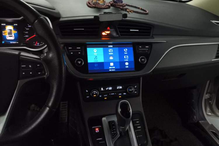 Used Geely Auto Emgrand GS 2016 Sport Edition 1.3T Automatic ZhenShang Model Audio And AC Panel