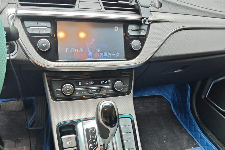 Used Geely Auto Emgrand GS 2016 Elegant Edition 1.8L Automatic LingShang Model Audio And AC Panel