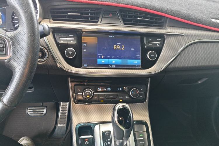 Used Geely Auto Emgrand GS 2016 Sport Edition 1.3T Automatic ZhenShang Model Audio And AC Panel