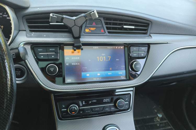 Used Geely Auto Emgrand GS 2016 Elegant Edition 1.3T Automatic ZhenShang Model Audio And AC Panel