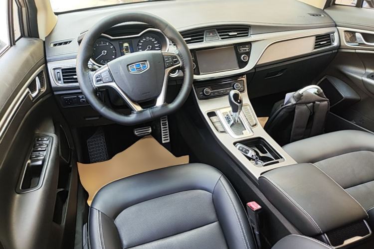 Used Geely Auto Emgrand GS 2016 Sport Edition 1.8L Automatic LingShang Model Center Console