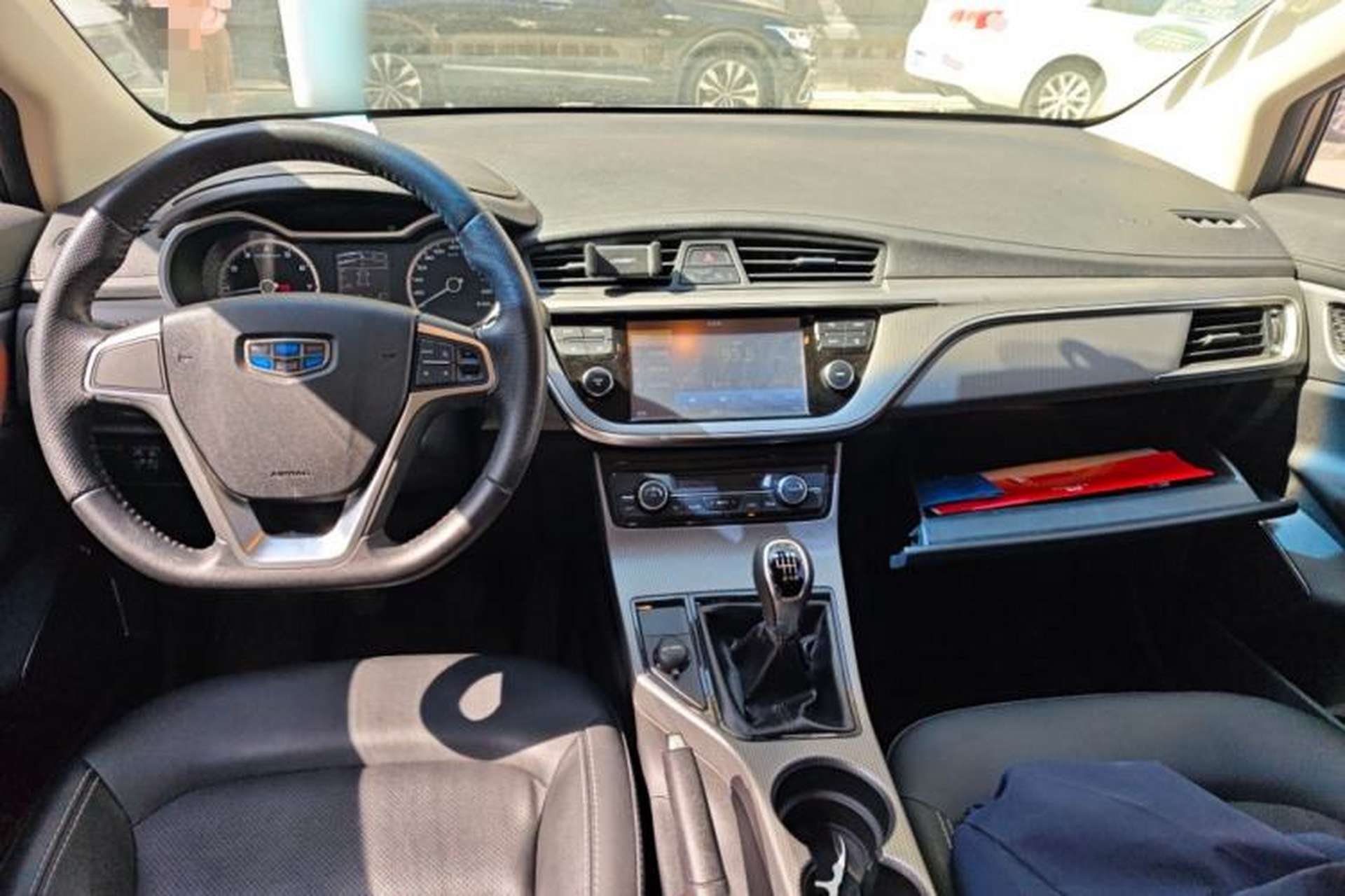 Used Geely Auto Emgrand GS 2016 Elegant Edition 1.8L Manual LingShang Model Center Console