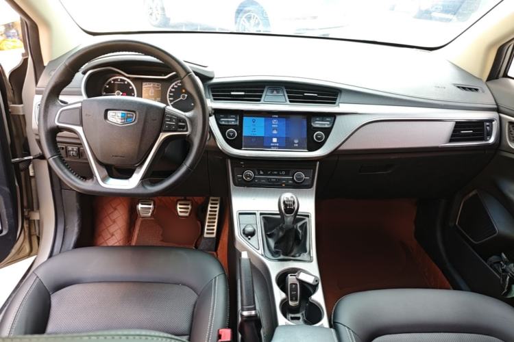 Used Geely Auto Emgrand GS 2016 Sport Edition 1.3T Manual LingShang Model Center Console