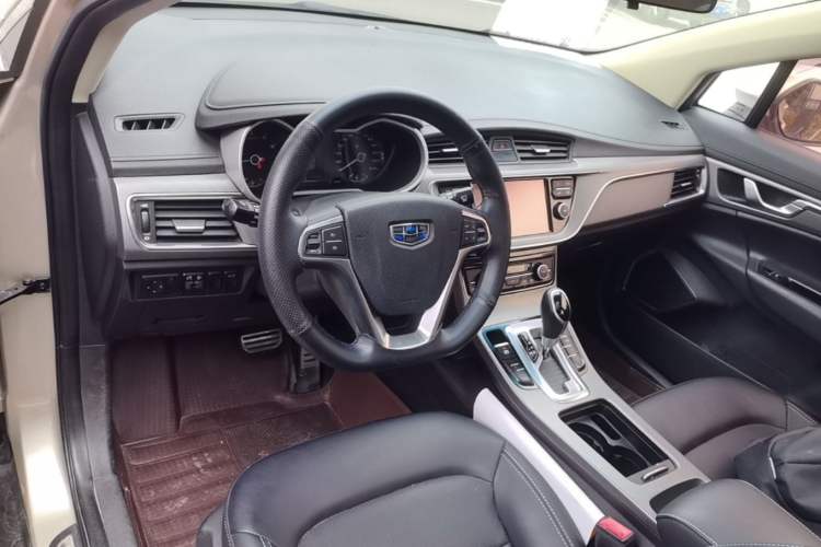 Used Geely Auto Emgrand GS 2016 Sport Edition 1.3T Automatic LingShang Model Center Console