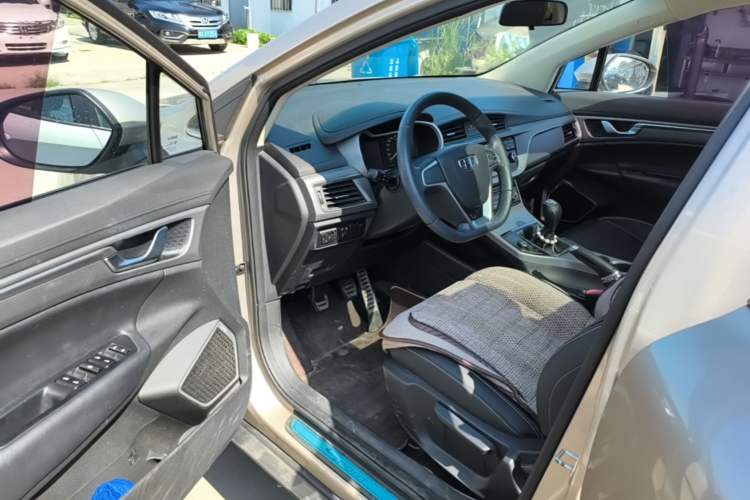 Used Geely Auto Emgrand GS 2016 Sports Edition 1.8L Manual LingShang Model Driver Seat