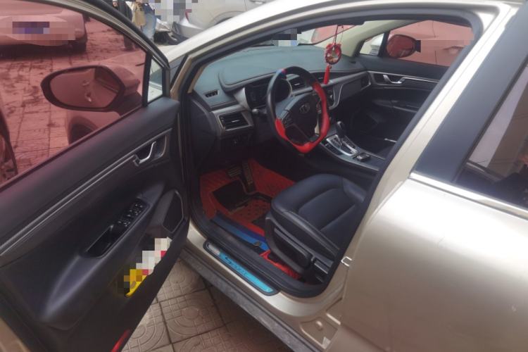 Used Geely Auto Emgrand GS 2016 Sport Edition 1.8L Automatic LingShang Model Driver Seat