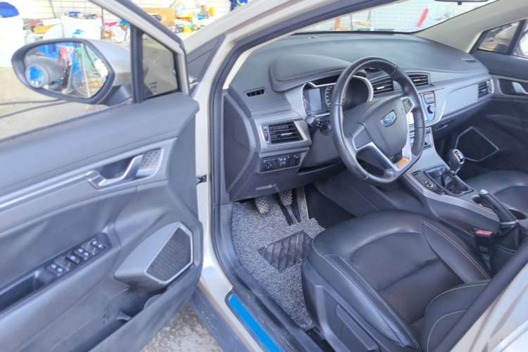 Used Geely Auto Emgrand GS 2016 Elegant Edition 1.3T Manual LingShang Model Driver Seat