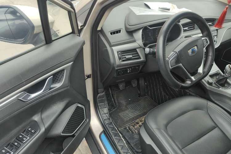 Used Geely Auto Emgrand GS 2016 Elegant Edition 1.8L Manual LingShang Model Driver Seat