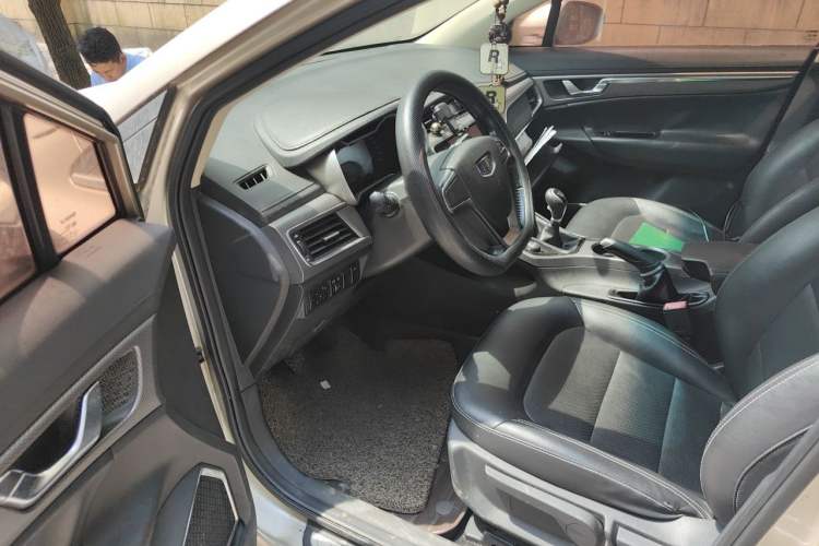 Used Geely Auto Emgrand GS 2016 Elegant Edition 1.8L Manual LingShang Model Driver Seat
