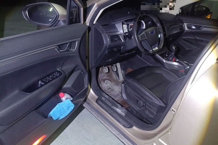 Used Geely Auto Emgrand GS 2016 Sports Edition 1.8L Manual LingShang Model Driver Seat