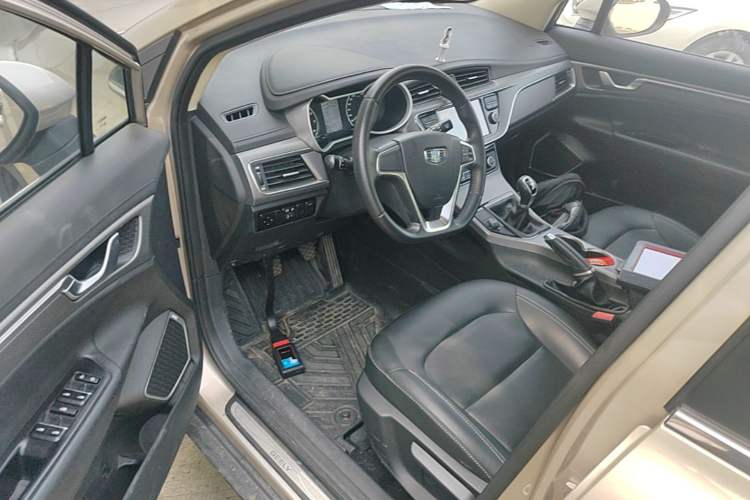 Used Geely Auto Emgrand GS 2016 Elegant Edition 1.8L Manual LingShang Model Driver Seat