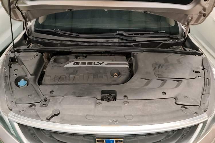 Used Geely Auto Emgrand GS 2016 Sport Edition 1.3T Automatic LingShang Model Engine Bay