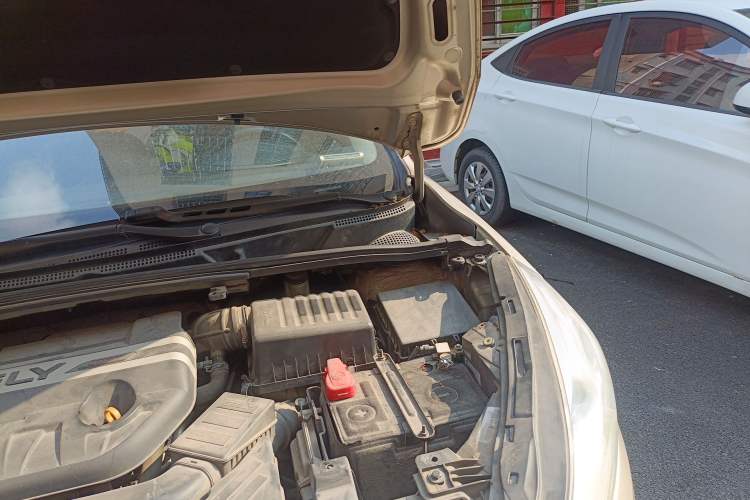 Used Geely Auto Emgrand GS 2016 Sport Edition 1.3T Automatic LingShang Model Engine Bay Left