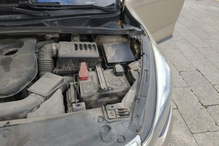 Used Geely Auto Emgrand GS 2016 Sports Edition 1.8L Manual LingShang Model Engine Bay Left