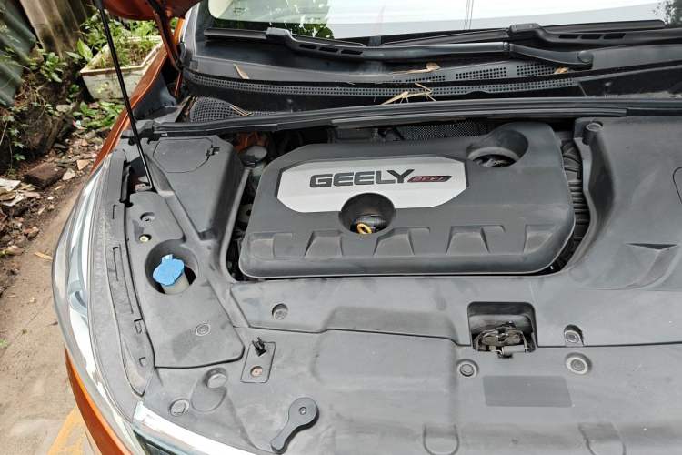 Used Geely Auto Emgrand GS 2016 Elegant Edition 1.8L Automatic LingShang Model Engine Bay Right