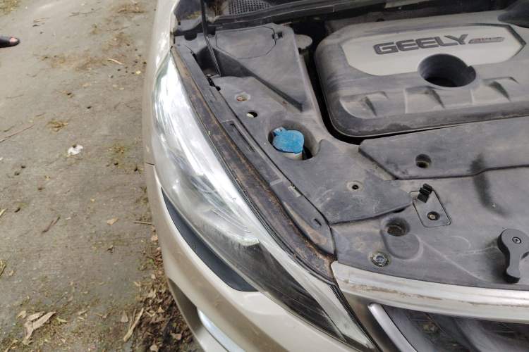 Used Geely Auto Emgrand GS 2016 Sport Edition 1.8L Automatic LingShang Model Engine Bay Right