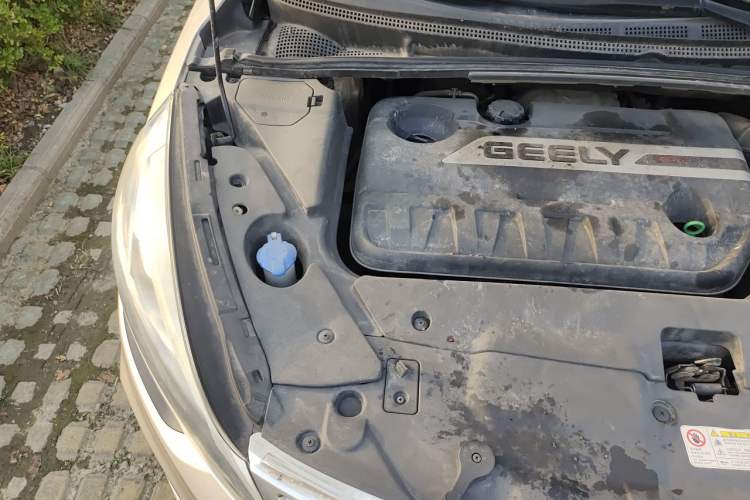 Used Geely Auto Emgrand GS 2016 Sport Edition 1.3T Manual LingShang Model Engine Bay Right