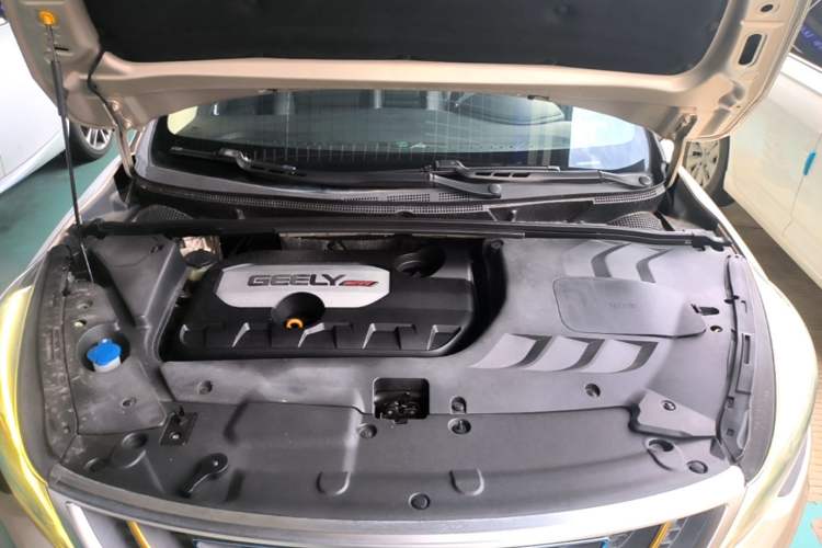 Used Geely Auto Emgrand GS 2016 Sport Edition 1.8L Automatic LingShang Model Engine Bay