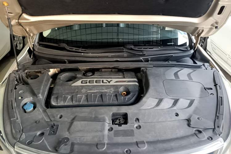 Used Geely Auto Emgrand GS 2016 Sport Edition 1.3T Automatic LingShang Model Engine Bay