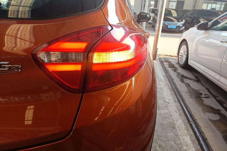 Used Geely Auto Emgrand GS 2016 Sports Edition 1.8L Manual LingShang Model Exterior 3