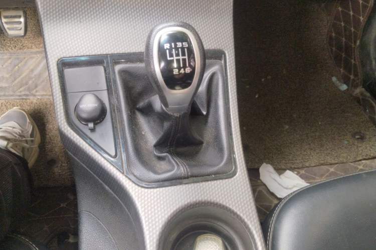 Used Geely Auto Emgrand GS 2016 Sport Edition 1.3T Manual LingShang Model Gear Lever
