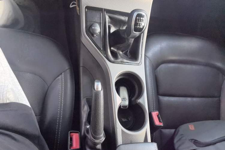 Used Geely Auto Emgrand GS 2016 Sports Edition 1.8L Manual LingShang Model Gear Lever
