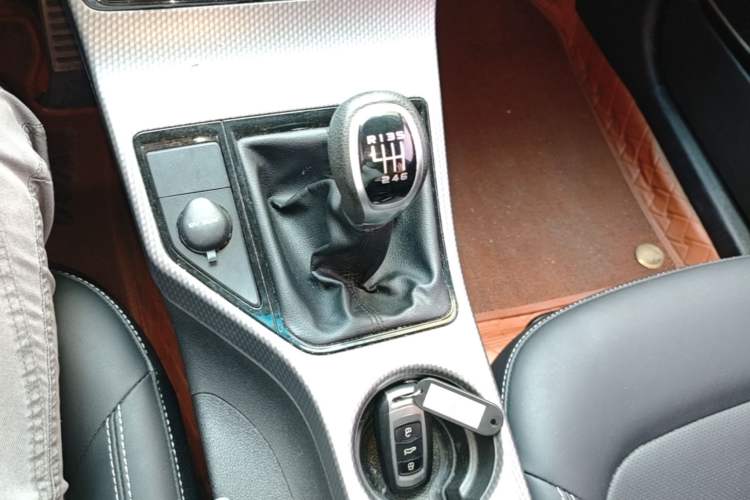 Used Geely Auto Emgrand GS 2016 Sport Edition 1.3T Manual LingShang Model Gear Lever