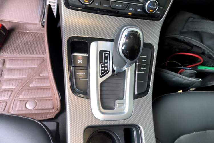 Used Geely Auto Emgrand GS 2016 Sport Edition 1.8L Automatic LingShang Model Gear Lever