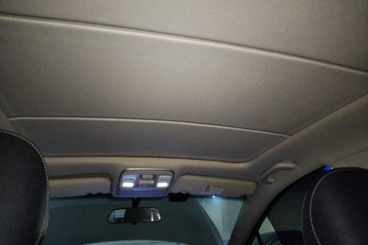Used Geely Auto Emgrand GS 2016 Elegant Edition 1.8L Automatic LingShang Model Headliner