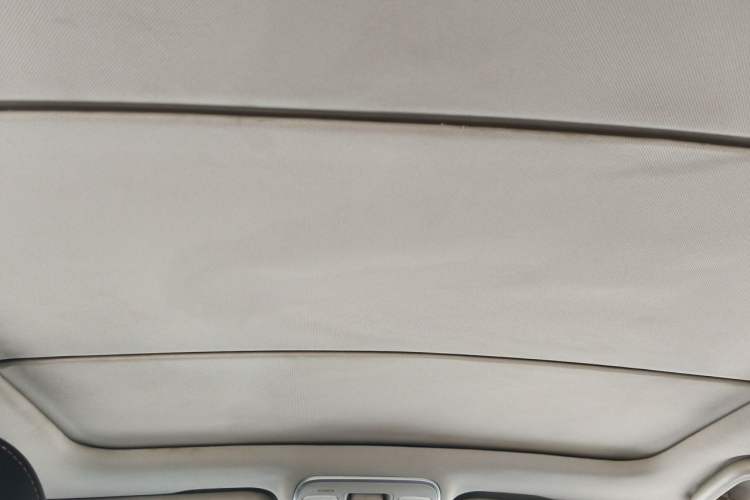 Used Geely Auto Emgrand GS 2016 Sport Edition 1.3T Automatic ZhenShang Model Headliner
