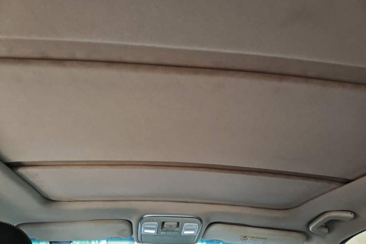Used Geely Auto Emgrand GS 2016 Elegant Edition 1.3T Automatic LingShang Model Headliner