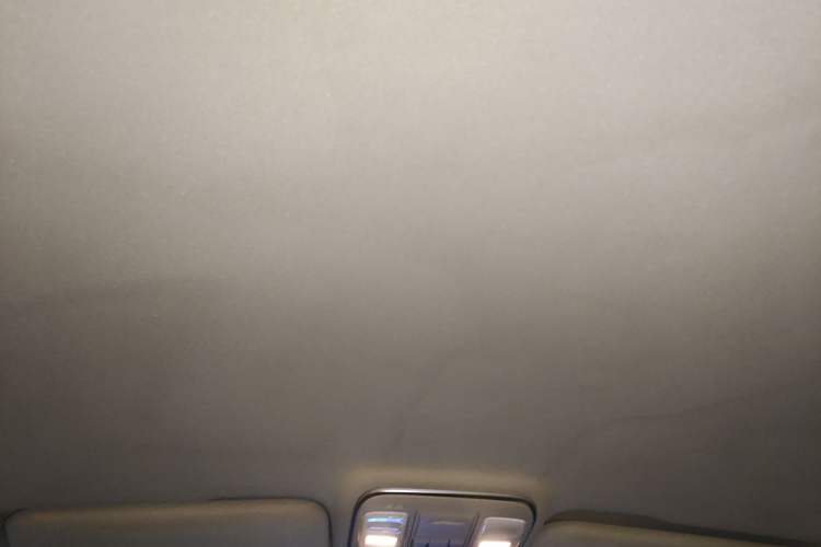 Used Geely Auto Emgrand GS 2016 Elegant Edition 1.3T Automatic LingShang Model Headliner