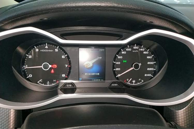 Used Geely Auto Emgrand GS 2016 Elegant Edition 1.8L Automatic LingShang Model Instrument Cluster