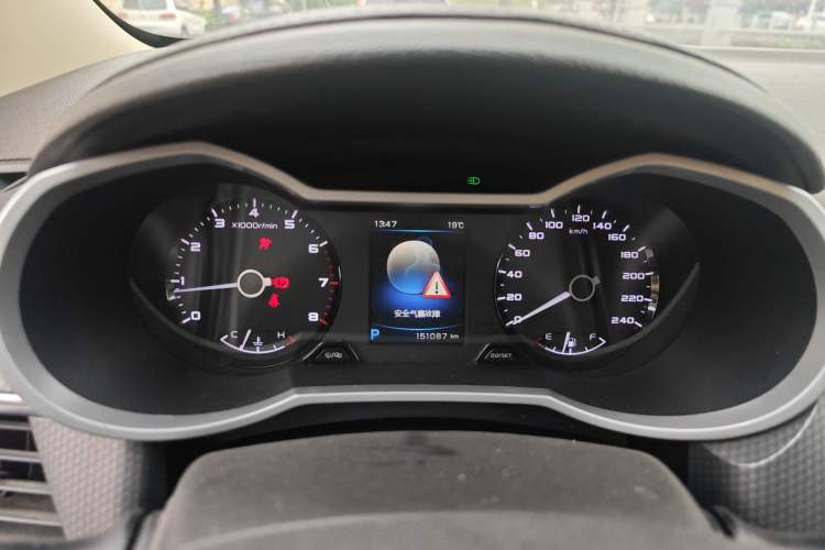 Used Geely Auto Emgrand GS 2016 Sport Edition 1.3T Automatic ZhenShang Model Instrument Cluster