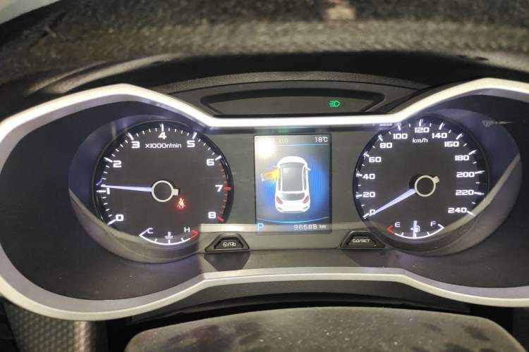 Used Geely Auto Emgrand GS 2016 Elegant Edition 1.3T Automatic LingShang Model Instrument Cluster